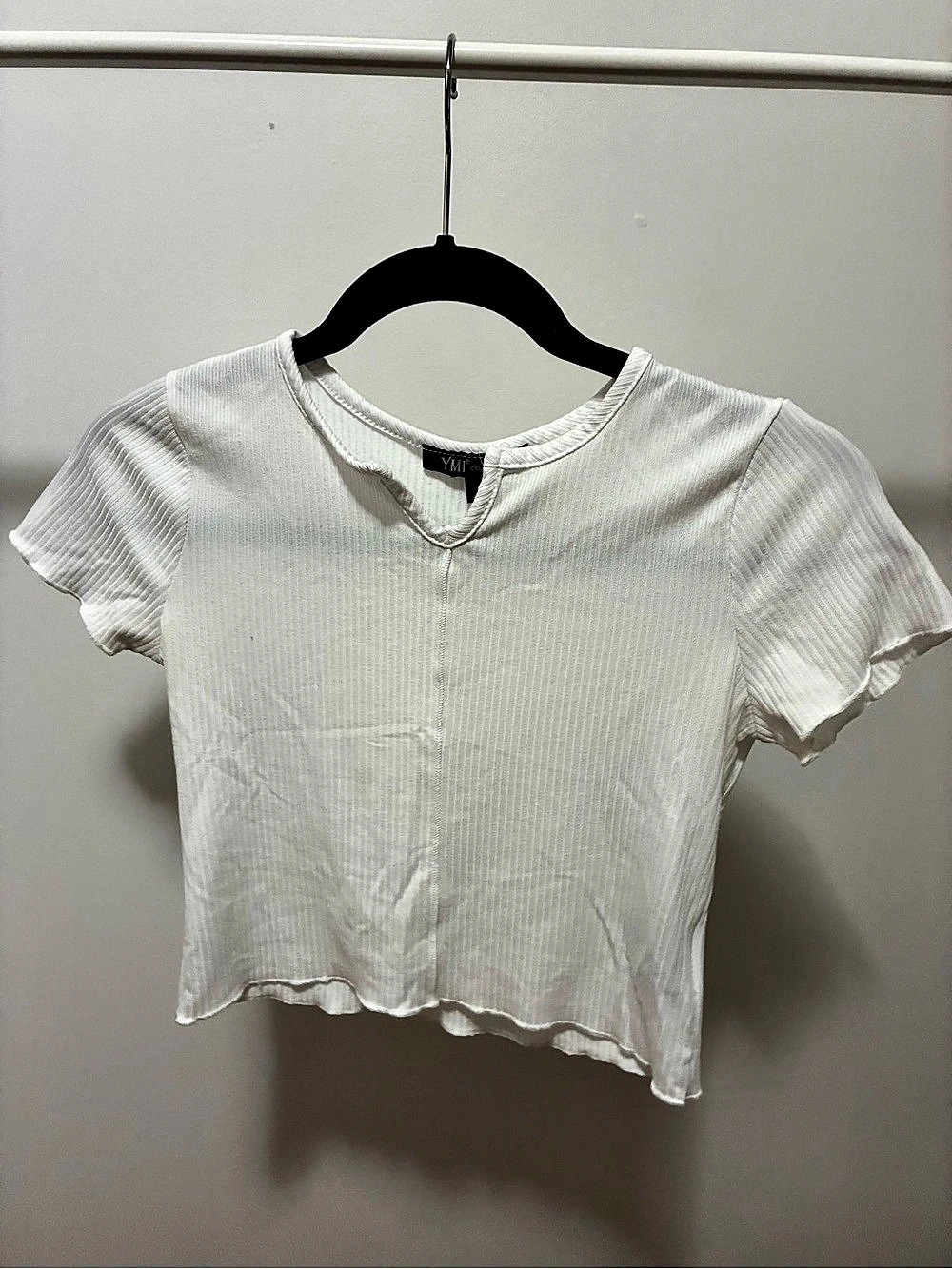 YMI Collections Short Sleeve Ribbed Top in White Size 8